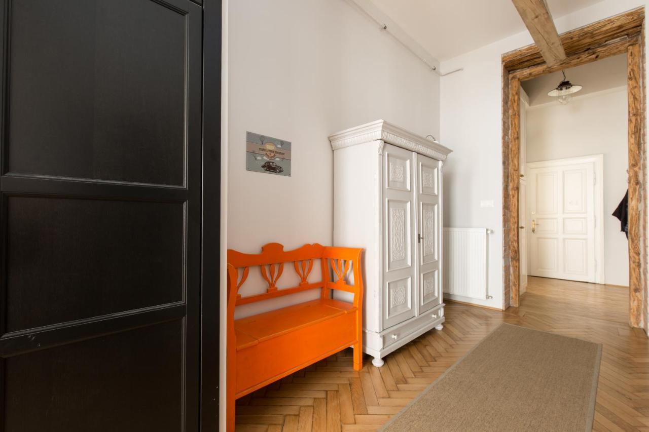 King Rustik & Central Apartment Budapest Kültér fotó